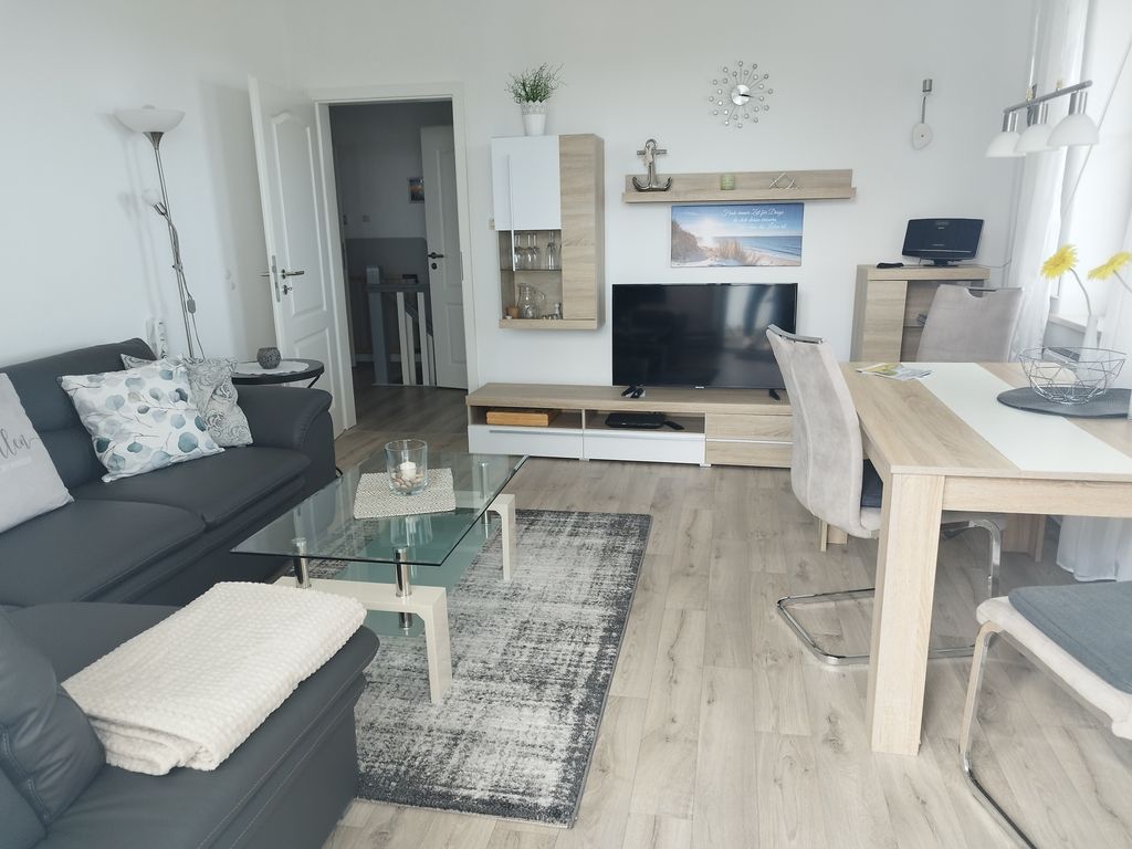 Wohnung mit Meerblick, Box-Bett, Süd- Balkon, eig. Parkplatz, Glasfaser