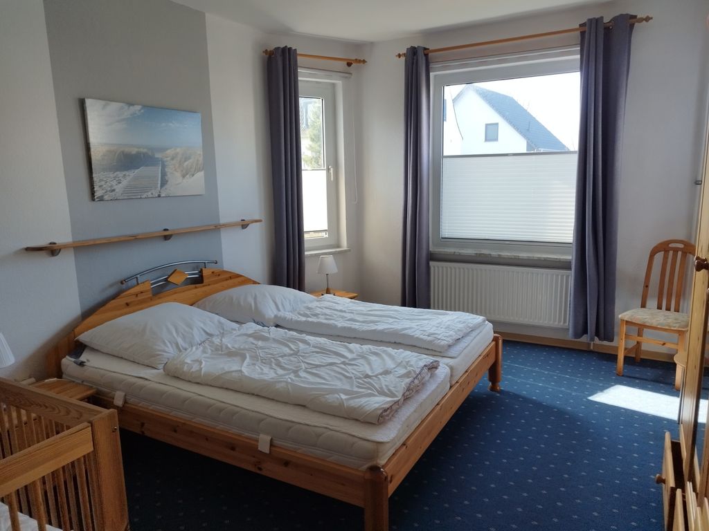 Haus Sandra Fewo 7 mit sonniger Süd- Terrasse, 2 Schlafzi.