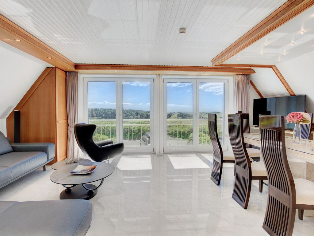 F2 im Haus am Meer
