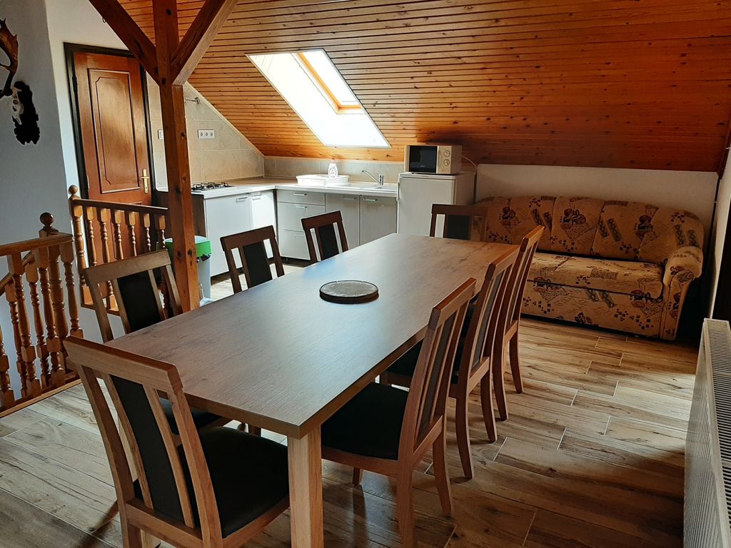 11 féröhelyes apartman