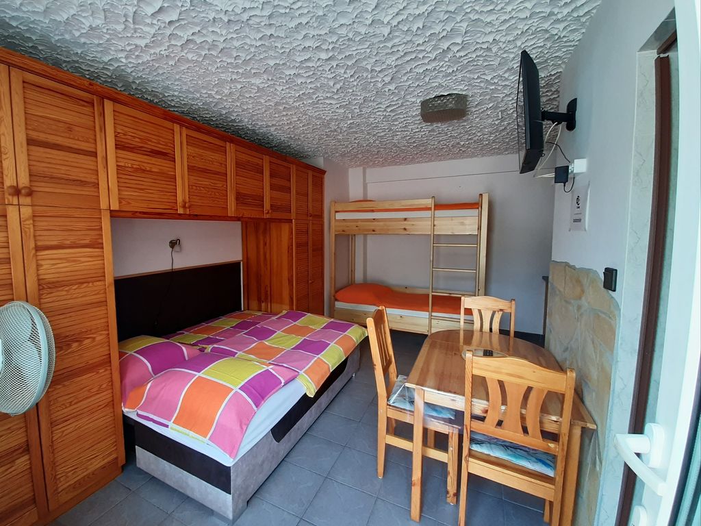 2 féröhelyes apartman