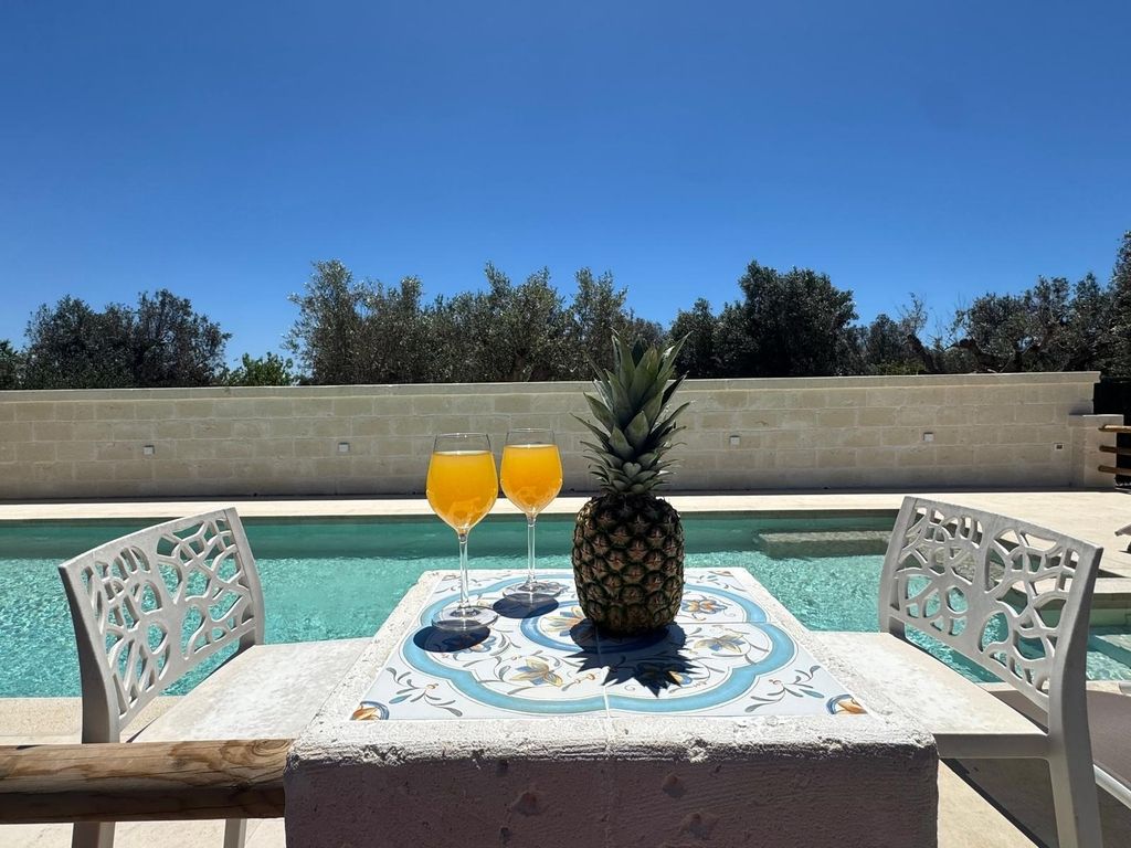 Trullo Suenn mit pool