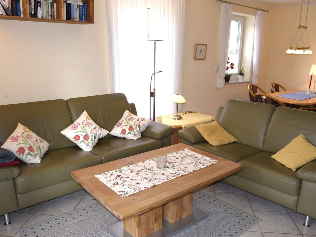 Bittner, Frauke & Läu, Karin: Ferienwohnung "Hinterm Deich"