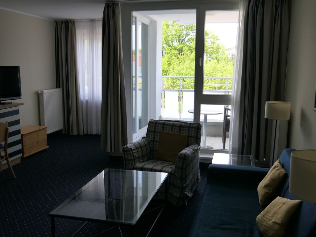 SUITE AN DER SEEBRÜCKE ZINGST mit seitlichem Meerblick App 117