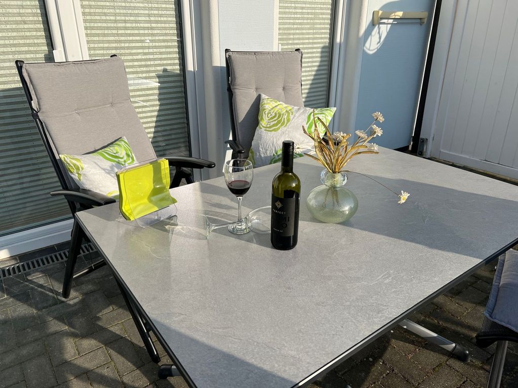 Hart am Wind · Kamin · Terrasse · WLAN · 300 m zum Strand