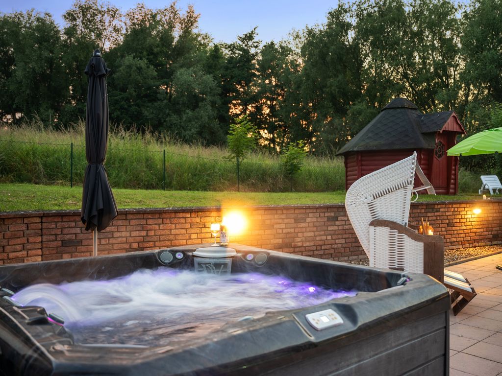 Villa Jenny mit Pool