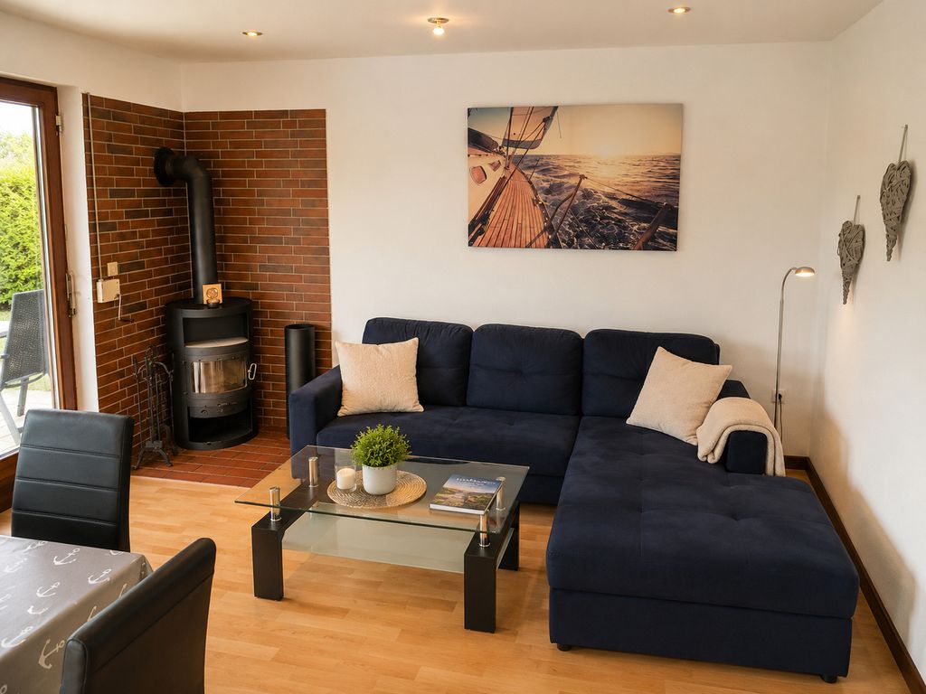 Ferienwohnung Nautilus &bull; Terrasse & Garten &bull; Glasfaser-WLAN &bull; Hunde willkommen &bull; Schlei & Ostsee