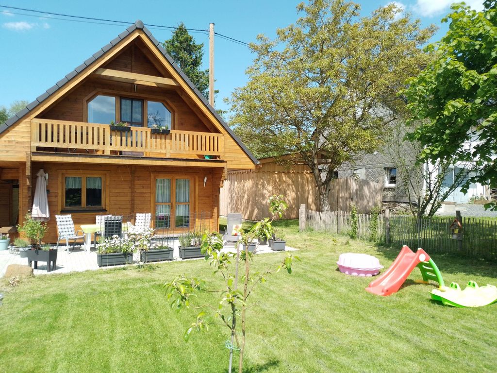 Blockbohlenhaus "Steiner Lodge"