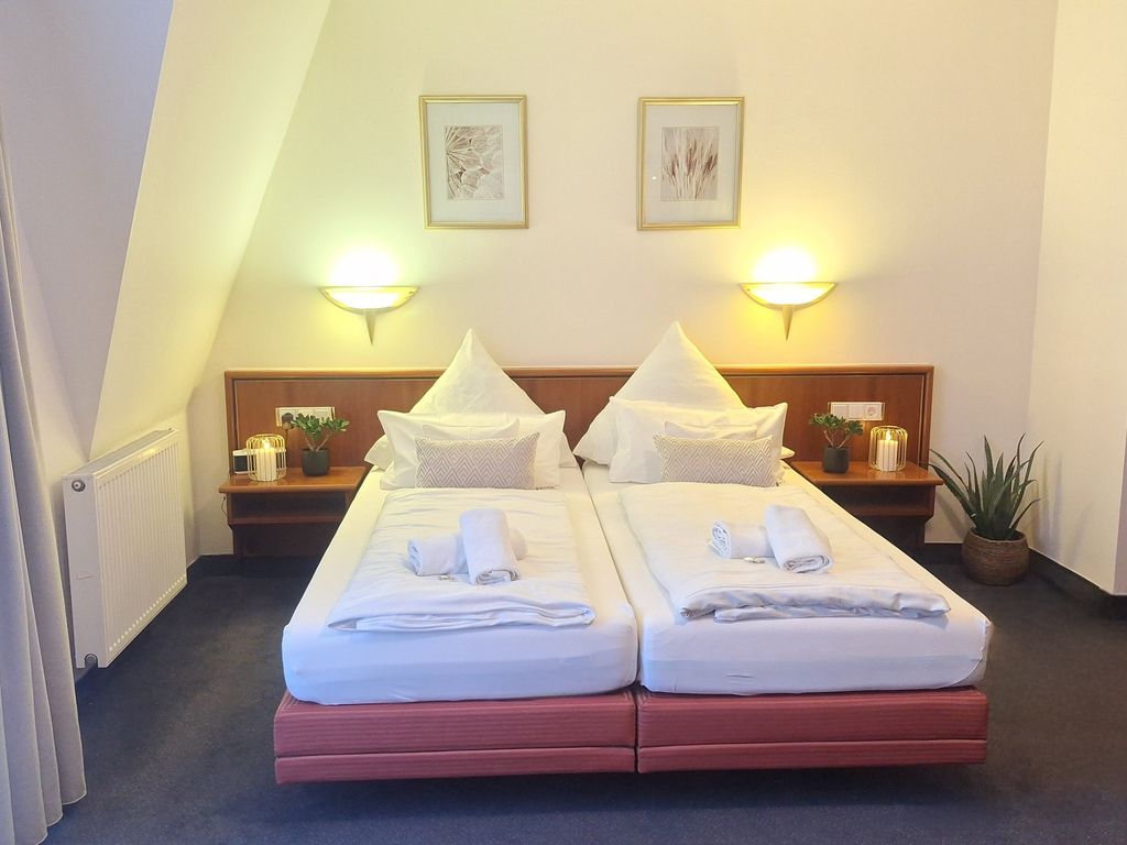 1 Raum Apartment großer Balkon