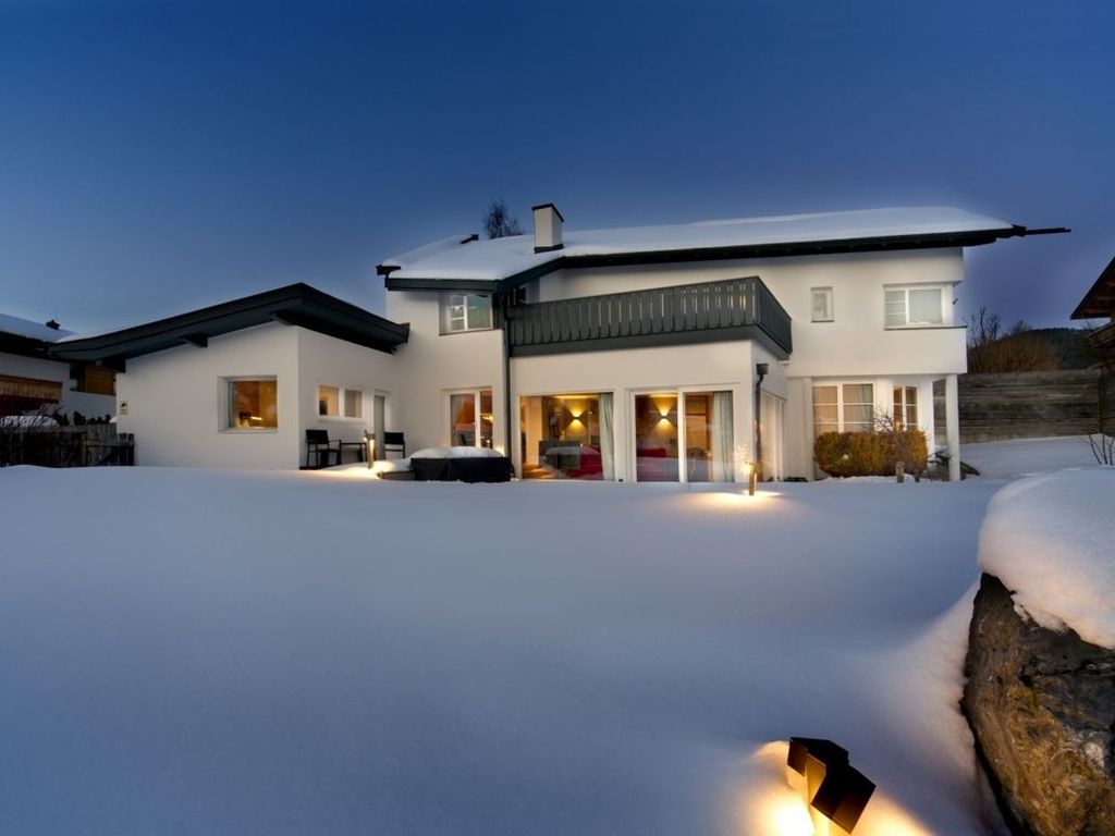 Grand Garden Residence by Villa Mama