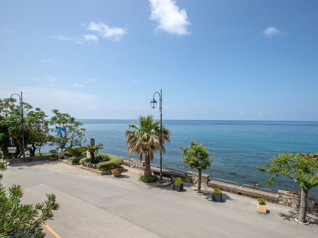 Le Case sul Mare - Apt. Hyala
