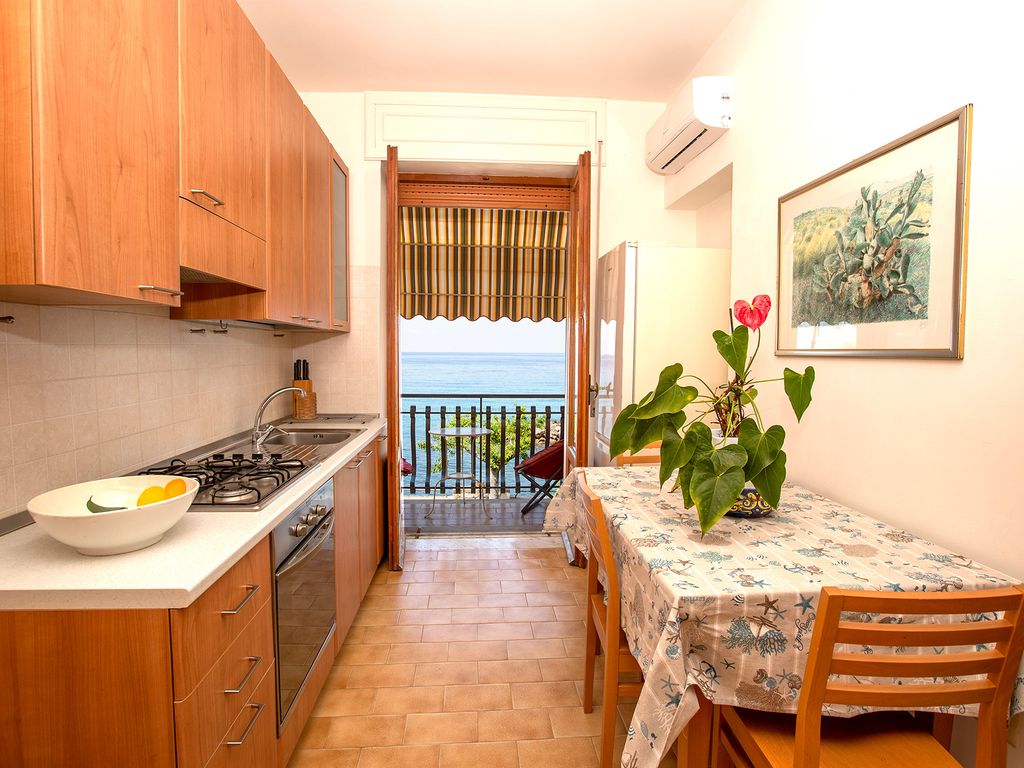 Le Case sul Mare - Apt. Hyala