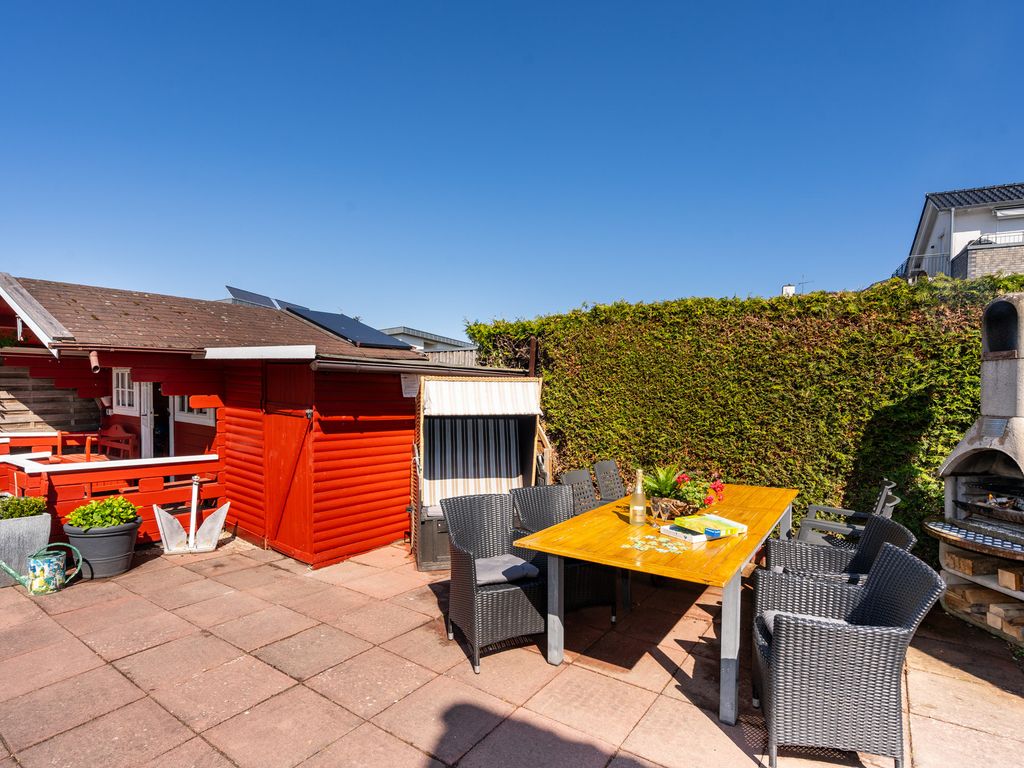 "Haus zum sonnigen Anker"
