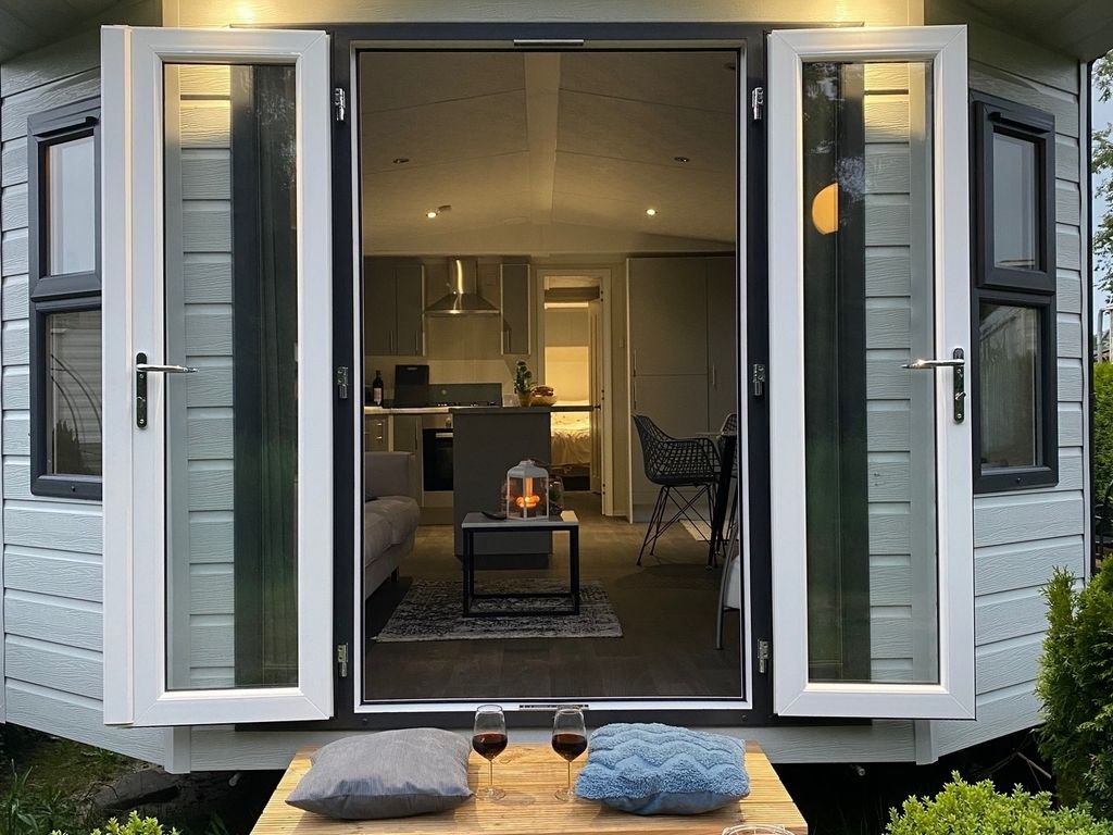 Natur pur,  O4 neues Ferienhaus natureingebunden, Familien- und hundefreundlich (eingezäunt)