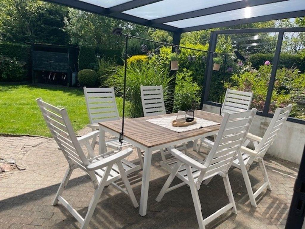 70 qm grosser  gepflegter, ruhiger  Bungalow, Strandnah mit großen,  uneinsehbaren  Garten,  Terrassenüberdachung