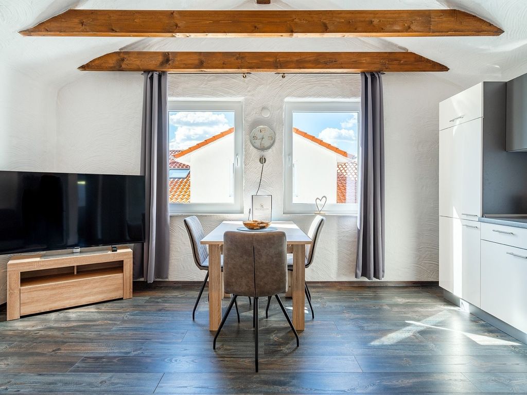 Nr. 6 Ewiges Meer mit Loggia