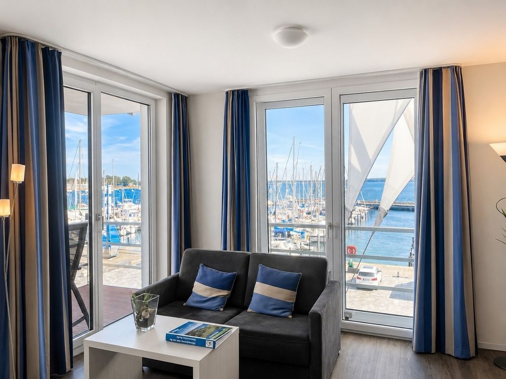Apartment 21, Blickrichtung Binnenhafen Nord/Offenes Meer