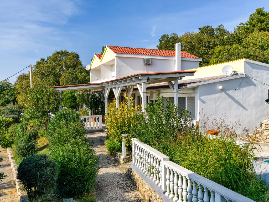 Wohnung für 5 Personen mit Pool