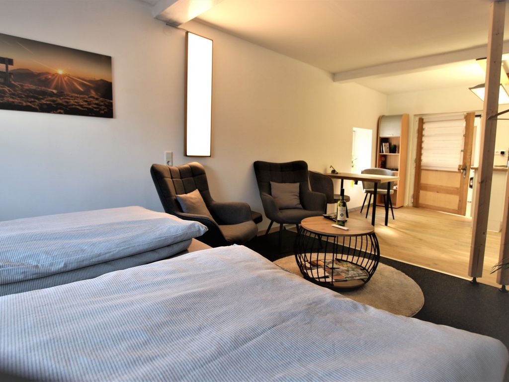 Westerwald Apartment Driedorf – Moderne Ferienwohnung in zentraler Lage mit WLAN & Komfort