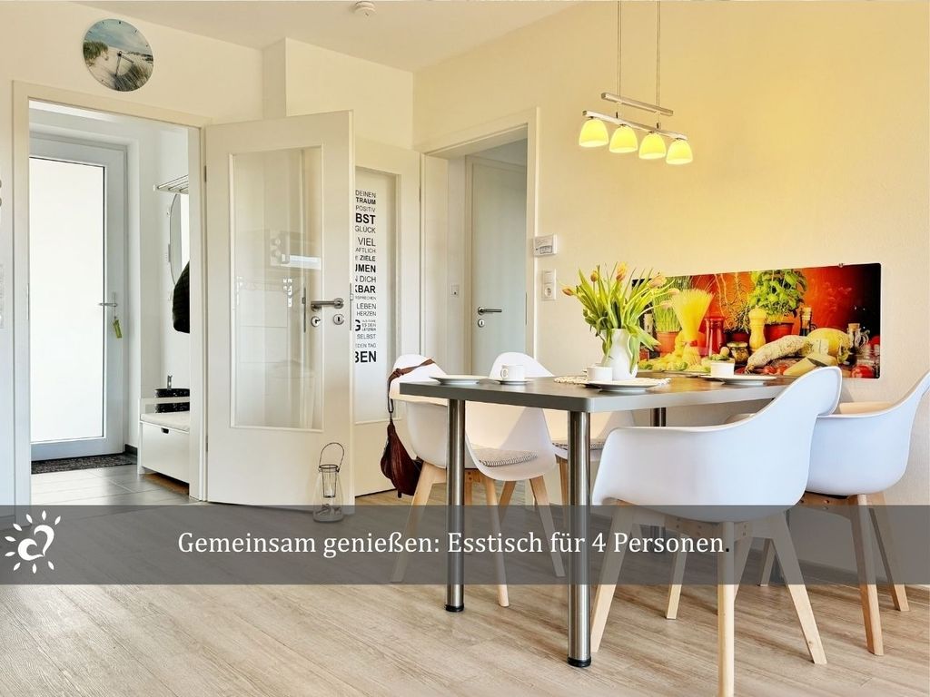Ferienwohnung De Tuunkrüper mit Deichblick Nordseeluft von der Terrasse aus