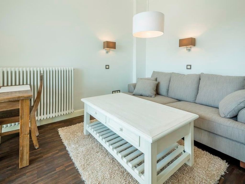 "Villa Anker" 1 Etage - links
