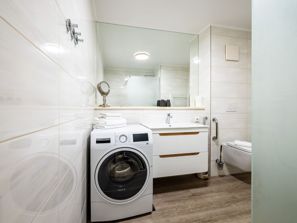 Exklusive Ferienwohnung am Südstrand mit Meerblick & Balkon | Wohnung 10