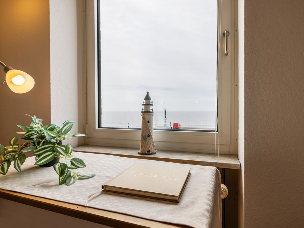 Großzügige Ferienwohnung in Wilhelmshaven am Südstrand mit Balkon & Meerblick | Wohnung 28