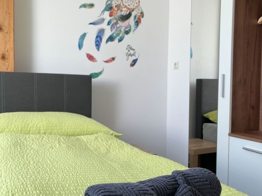 3100: Apartment RATZERSDORFER SEEN / Top 11