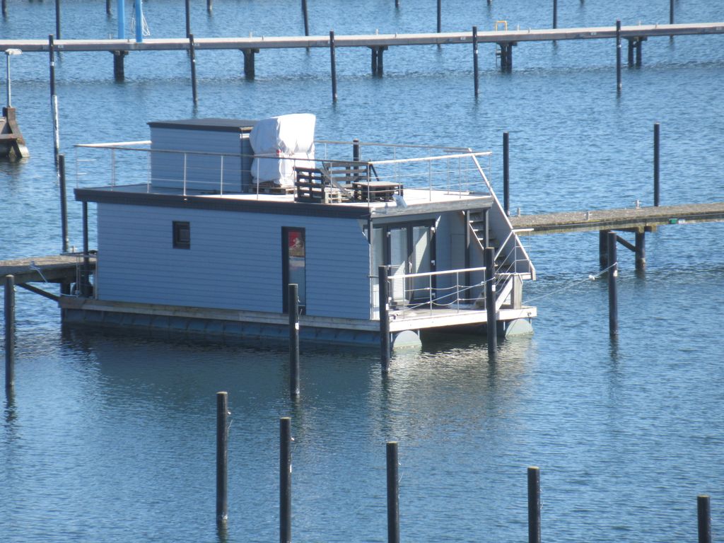 Hausboot Kaddi`s Sunshine - Huus & Meer Burgtiefe