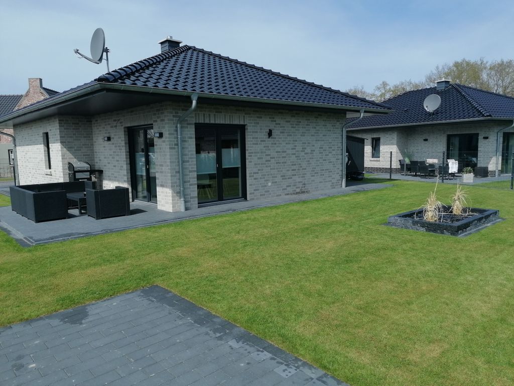 Ferienhaus Devilina mit Sauna und Kamin am Harkebrügger See