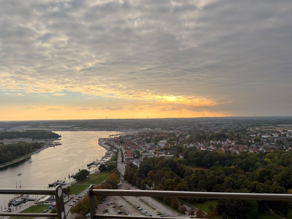Panoramablick und Meer: 2-Zimmer-Ecksuite