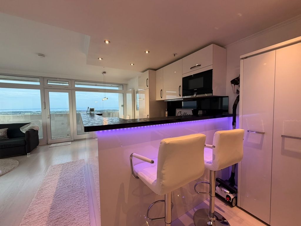 Panoramablick und Meer: 2-Zimmer-Ecksuite