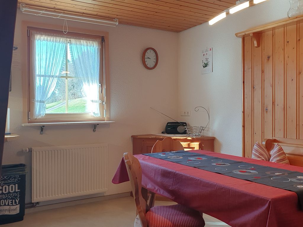Fewo im DG mit 2 DZ 2 DU/WC, 4 Pers.