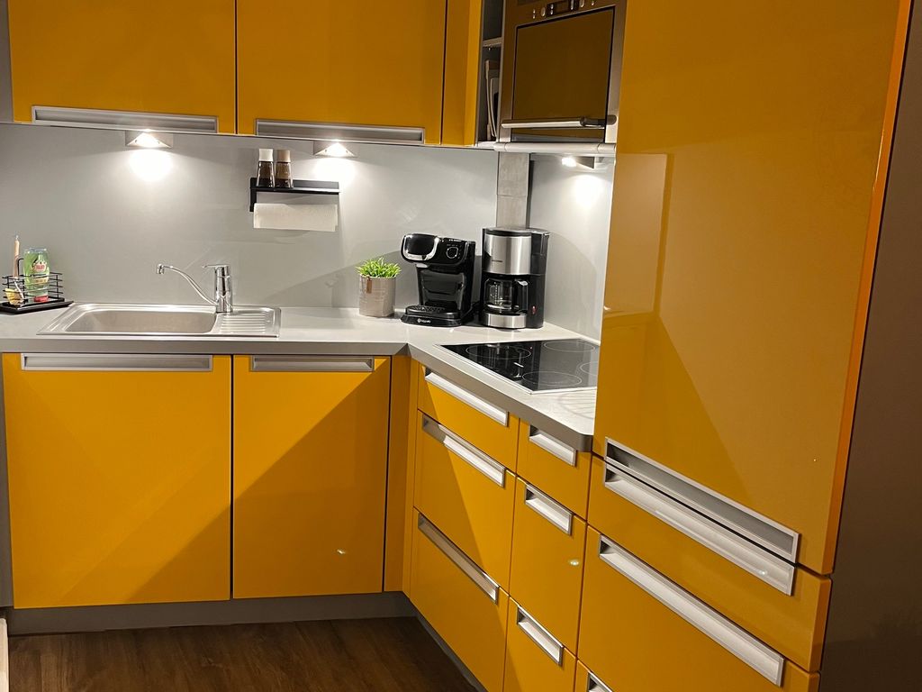 Hanseat Grömitz: Küche einer Ferienwohnung