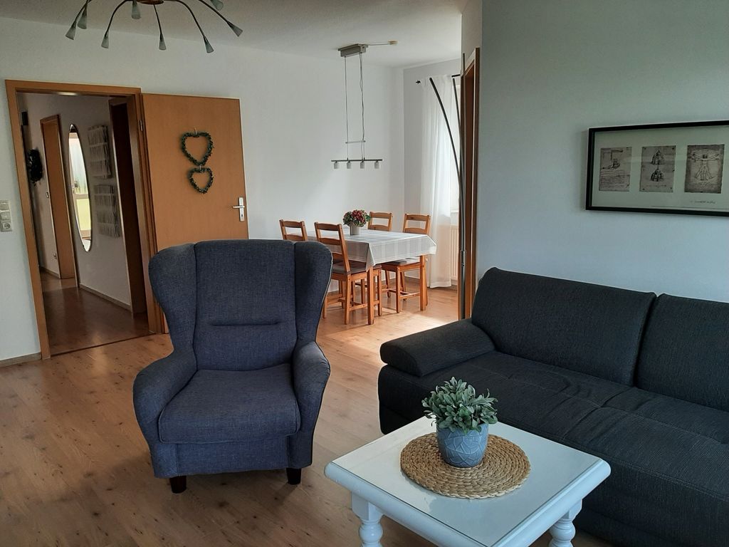FEWO mit Terrasse und Garten