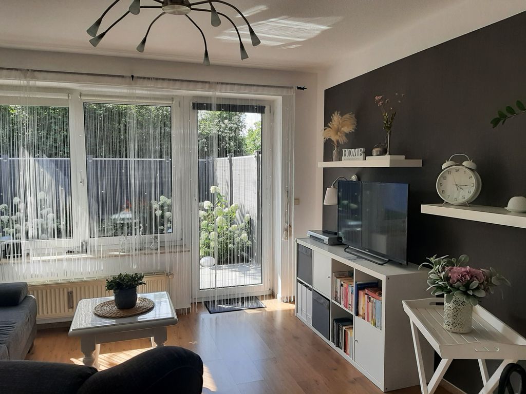 FEWO mit Terrasse und Garten