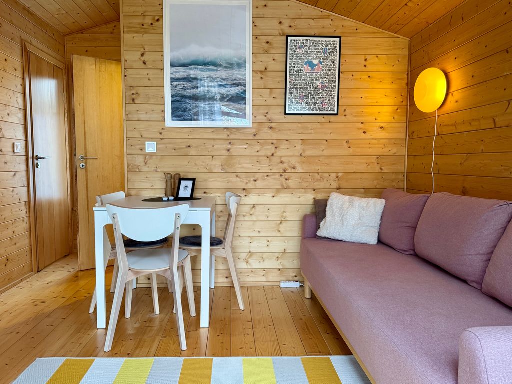 (101) Tiny House "Elbhütte" mit Wiesenblick