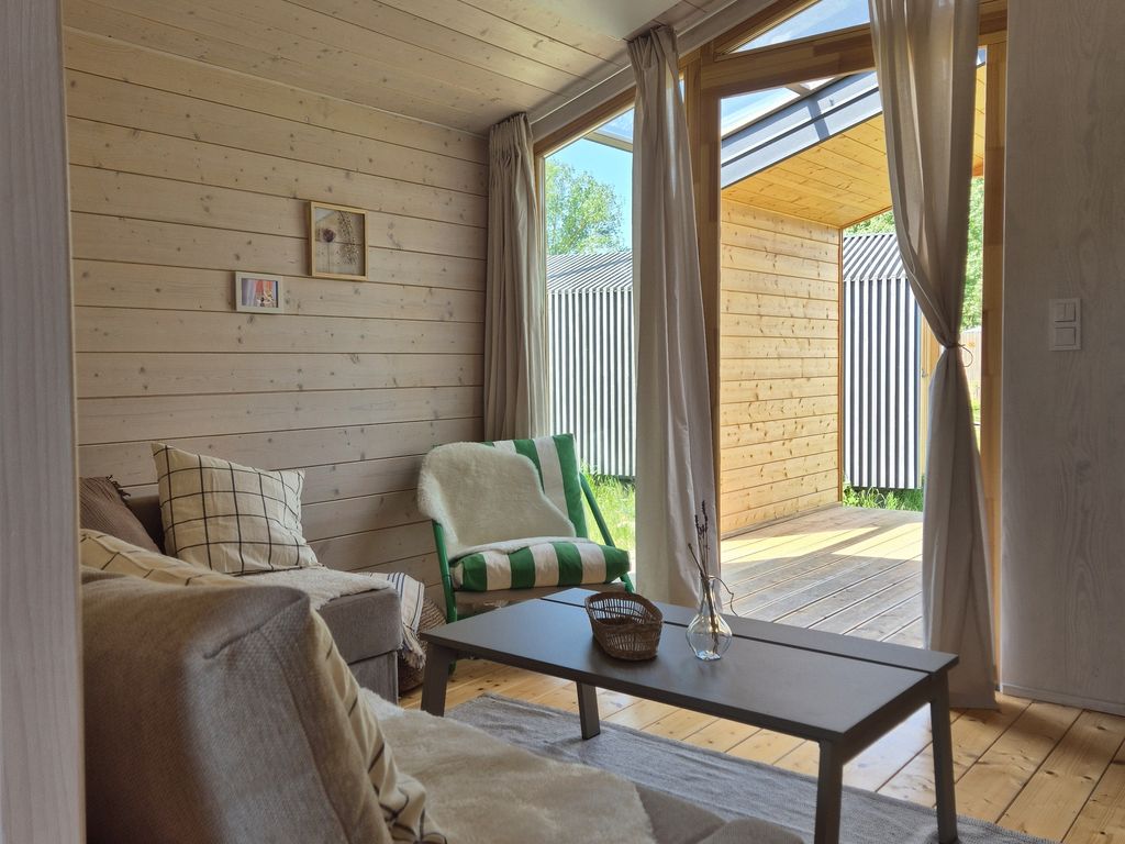 (402) Helles Tiny House im Grünen