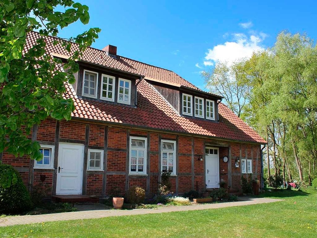 Hof Esterau - Appartment gelb