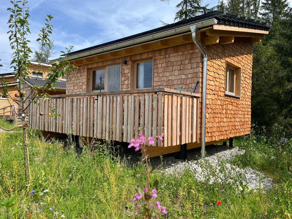 Wald ist Zukunft [Baumhaus Biene]