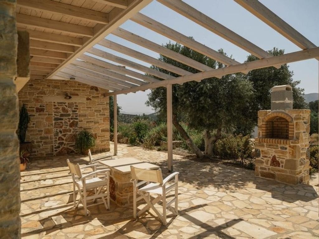 Villa Melanthia