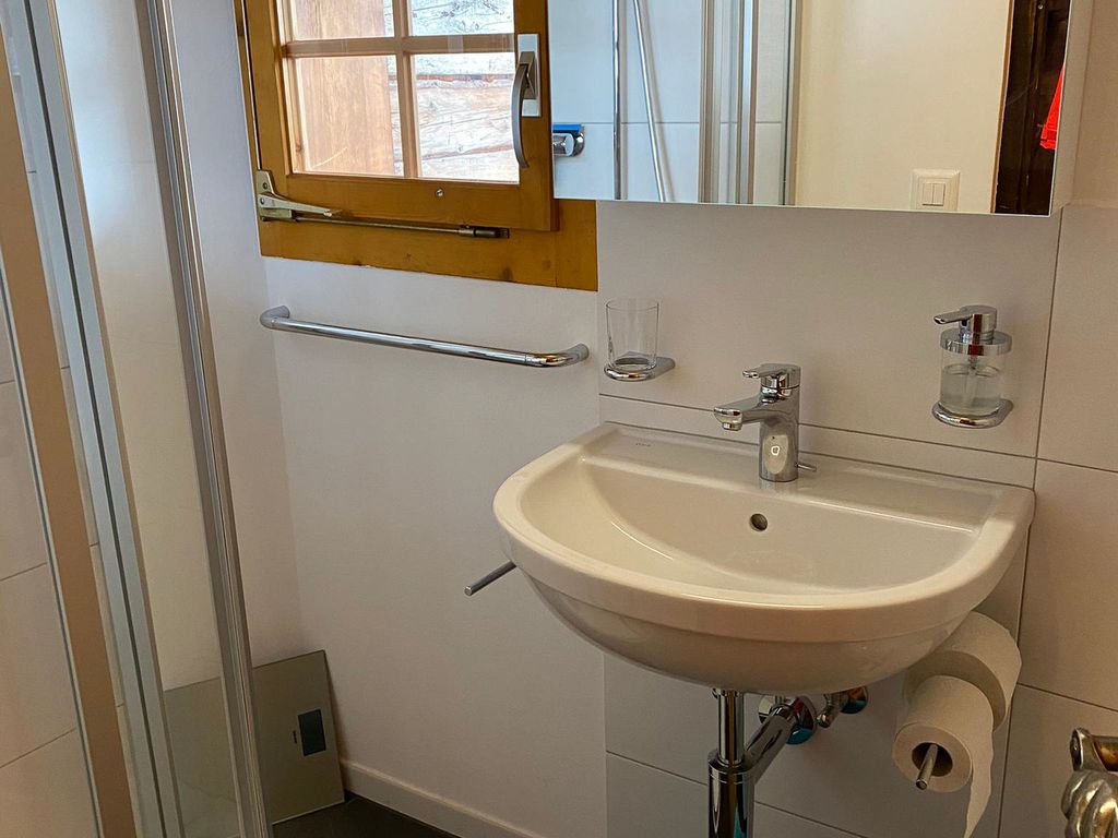Heimelige Wohnung in einem Walliser Haus
