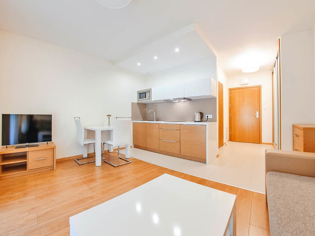 Sun&Snow Resorts - Apartment 212