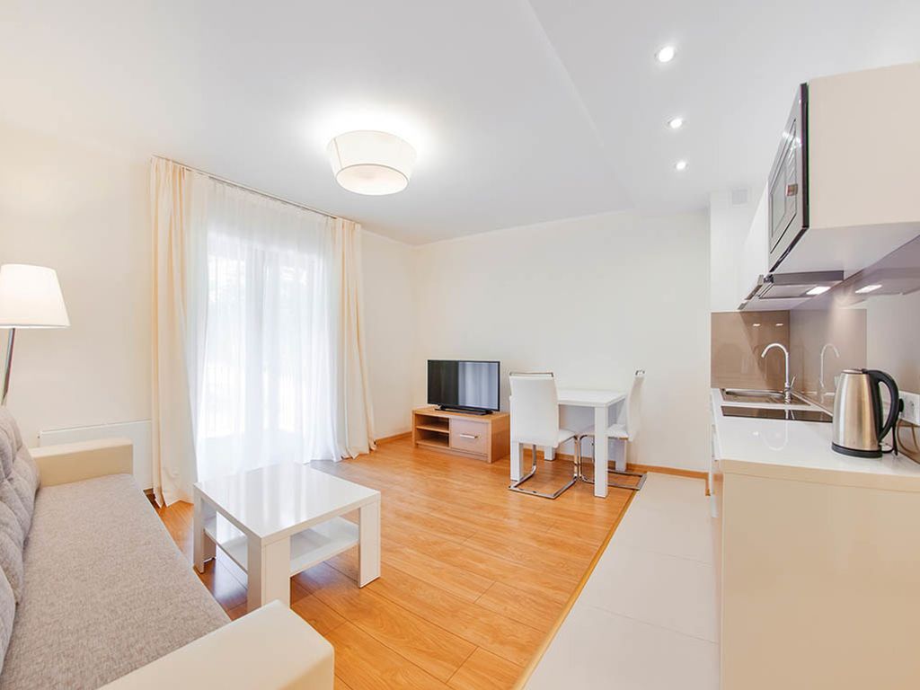 Sun&Snow Resorts - Apartment 232