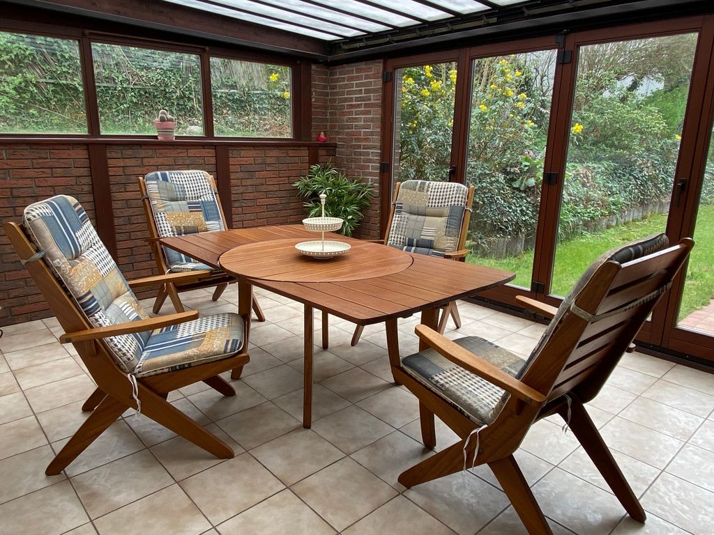 Ferienhaus im schönen Winzerdorf Kirschroth mit Sonnenterrasse und Wintergarten.