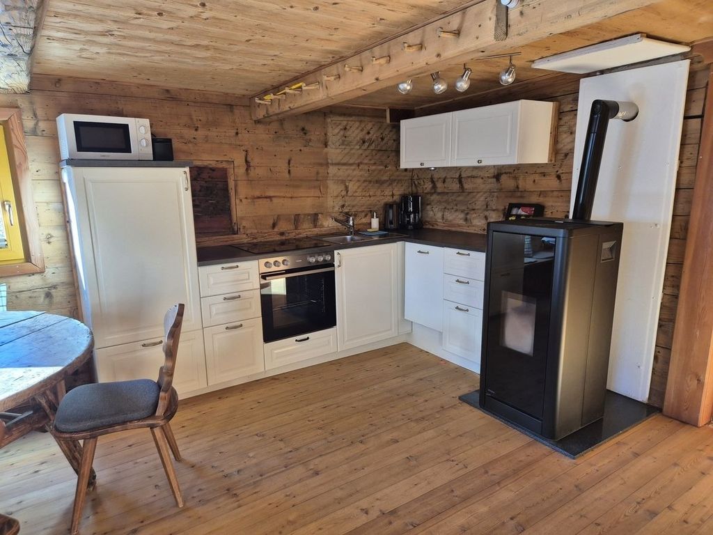 Achtchalet