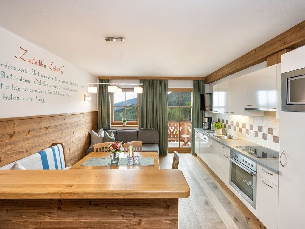 Alpine Lodge App. II