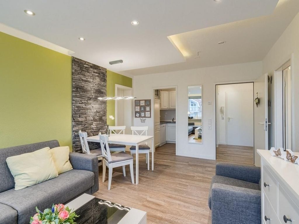 Haus Meeresgruß Grömitz: Wohnbereich einer Ferienwohnung
