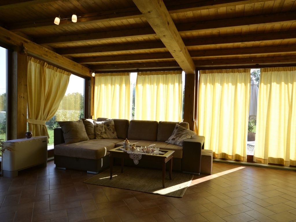 Villa Mira