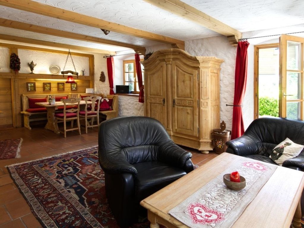 Hölzlhaus -563-